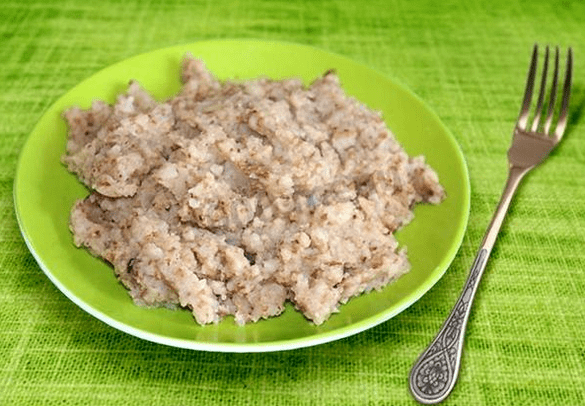 Oat porridge made of crushed buckwheat with manka